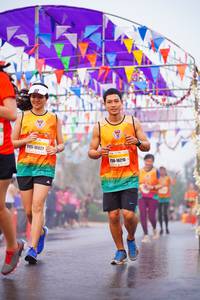 BIB: 16027, 16215
                            <button type="button" onclick="openModal(9949247)" class="btn btn-primary btn-sm float-right btn-popup" data-toggle="modal" data-target=".modal-high-quality">
                        <i class="fas fa-shopping-cart"></i> Add to Cart
                    </button>
                                            <button type="button" onclick="isThisMe(9949247, true)" class="btn btn-success btn-sm float-right btn-popup btn-isme hidden" data-toggle="tooltip" data-placement="bottom" title="นี่คือรูปของคุณใช่ไหม คลิกที่นี่เพื่อเอาเข้าอัลบั้ม">
                        <i class="fas fa-plus"></i> Add to album
                    </button>
                    <button type="button" onclick="isThisMe(9949247, false)" class="btn btn-warning btn-sm float-right btn-popup btn-isnotme hidden">
                        <i class="fas fa-ban"></i> Remove from album
                    </button>